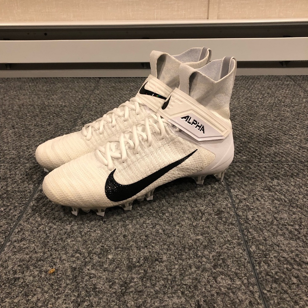 Nike Mens Alpha Menace Elite 2 Flyknit White